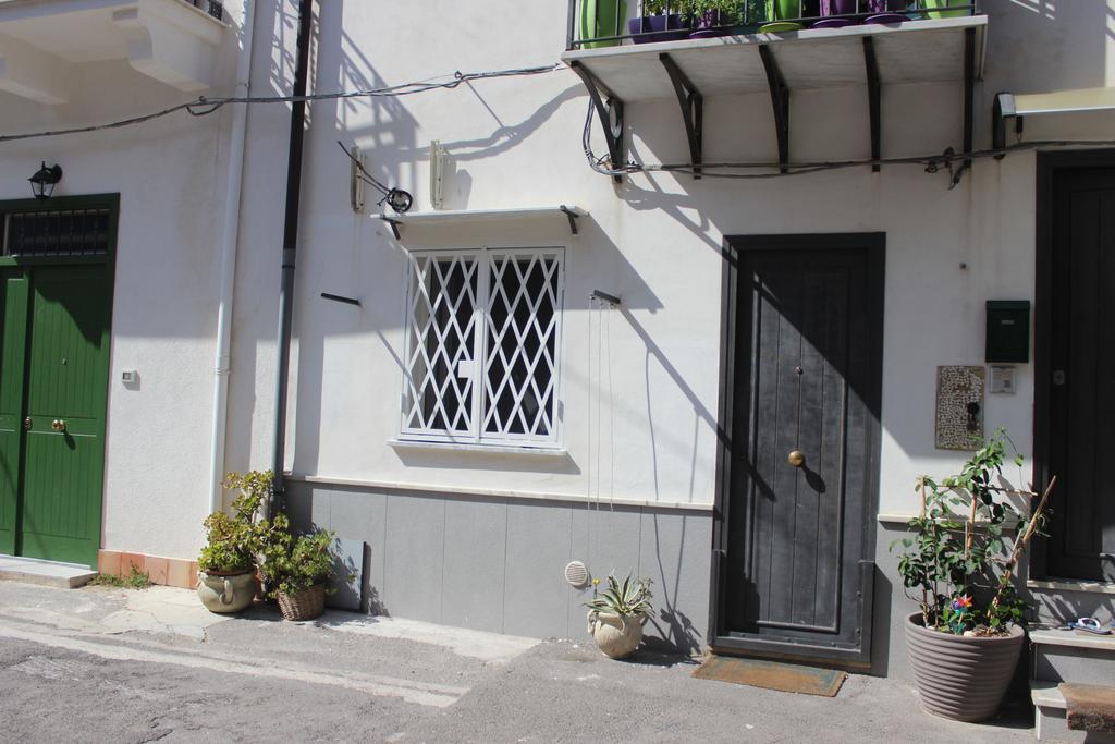 Casa Mamo Apartment Mondello Ruang foto
